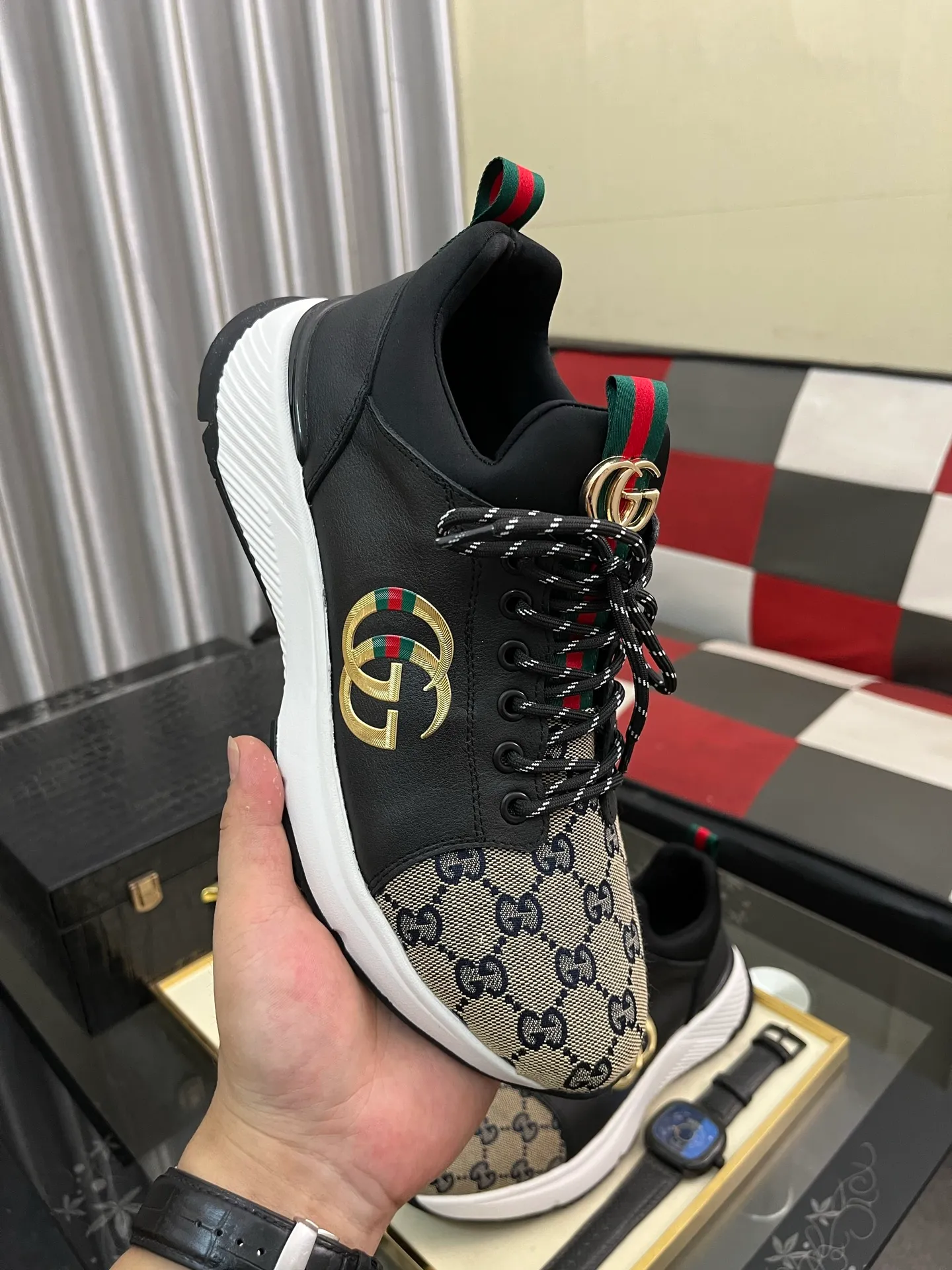 Men's Men's Shoes 💰458 ⌚️⌚️[GUCCI] Gucci men's casual shoes are absolutely popular 🔥The ultimate matching item for trendy men! The charm of super texture is irresistible, the main recommendation, the flower leather color is bright! The upper is made of high-quality brand printed fabric with cowhide, breathable leather lining and wear-resistant rubber sole, noble and elegant! Extremely comfortable🎁🎁You can be as handsome as you want💪 38-445⃣️colors available